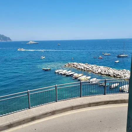 Mare Fuori Sul Mare Holiday home