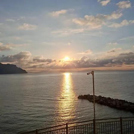 Mare Fuori Sul Mare Ferienhaus *